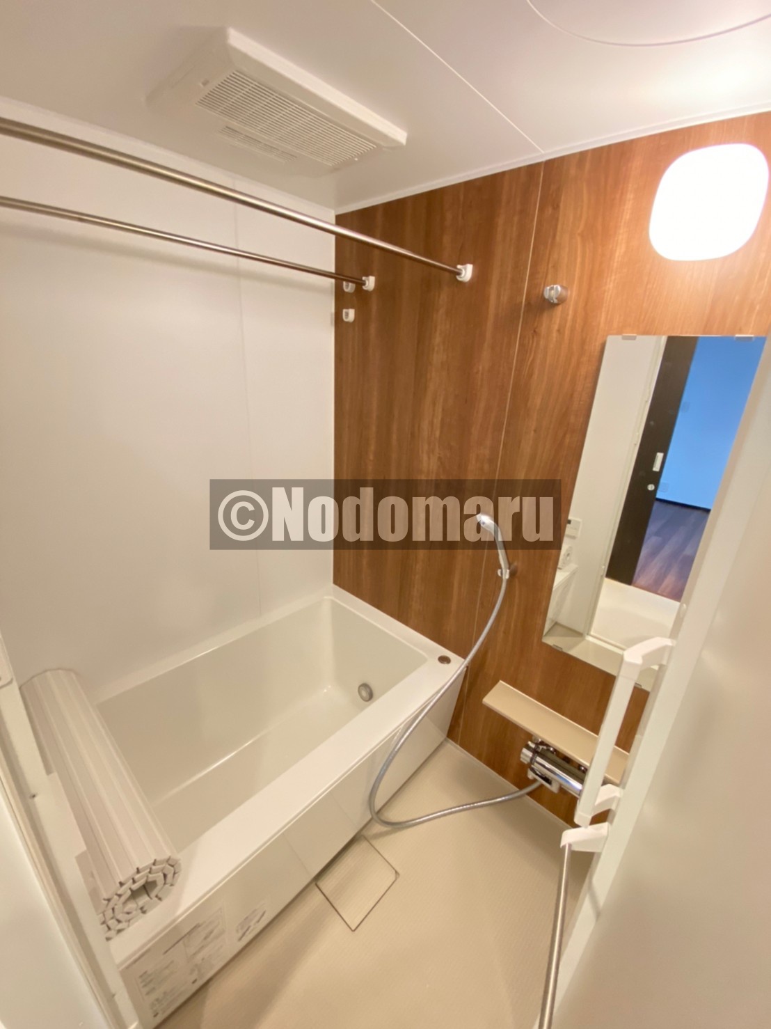 バス・シャワールーム　※写真は同タイプの別部屋になります