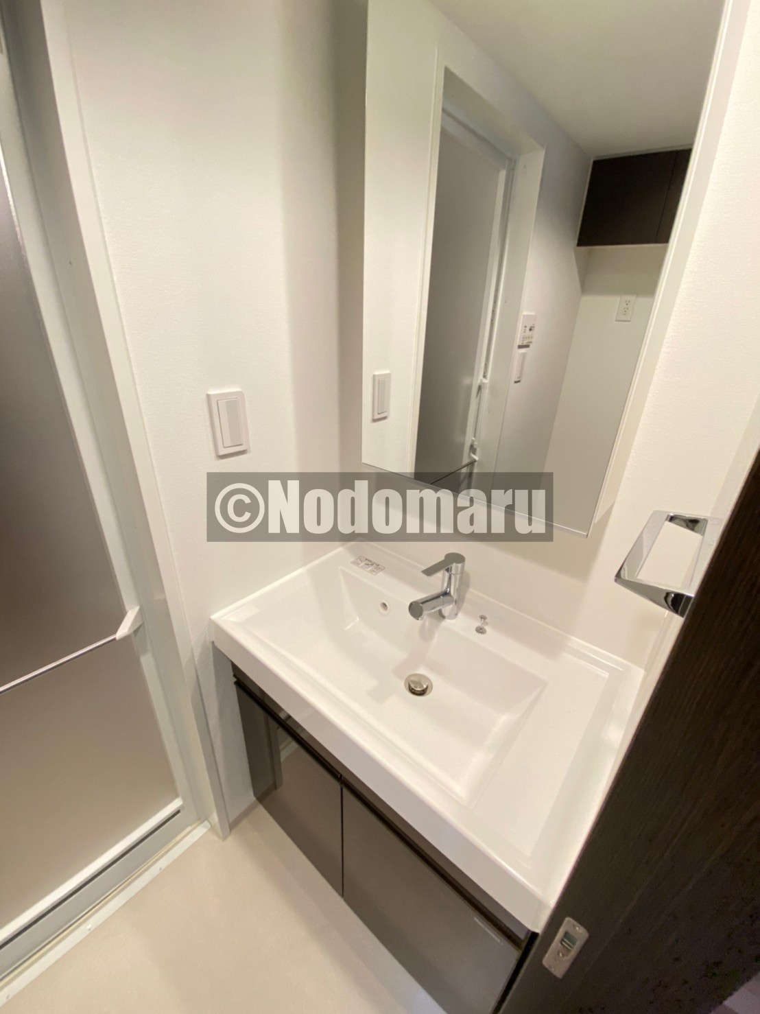 洗面設備　※写真は同タイプの別部屋になります