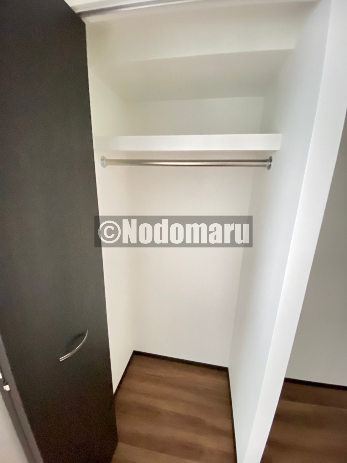 収納　※写真は同タイプの別部屋になります