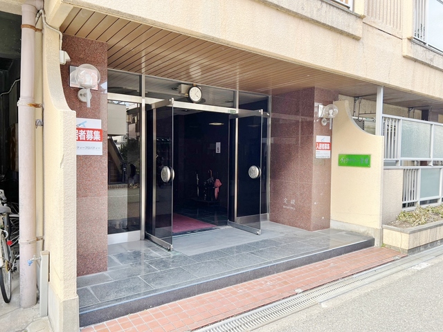 エントランス　エントランス入り口