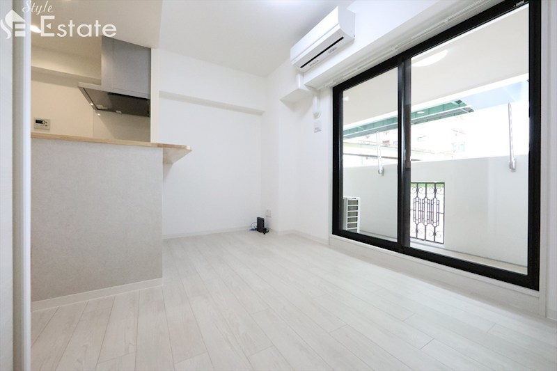 居室・リビング　内装