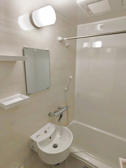 バス・シャワールーム　浴室