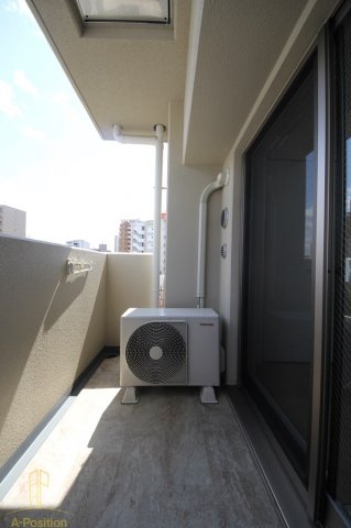 バルコニー　セレニテ福島カルム