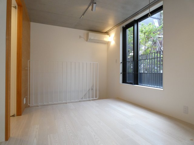 居室・リビング　居室