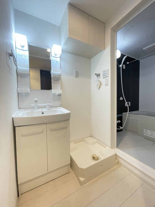 洗面設備　広い洗面スペース