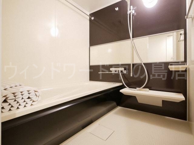 バス・シャワールーム　詳細は、ウィンドワード中の島店までご相談下さい。