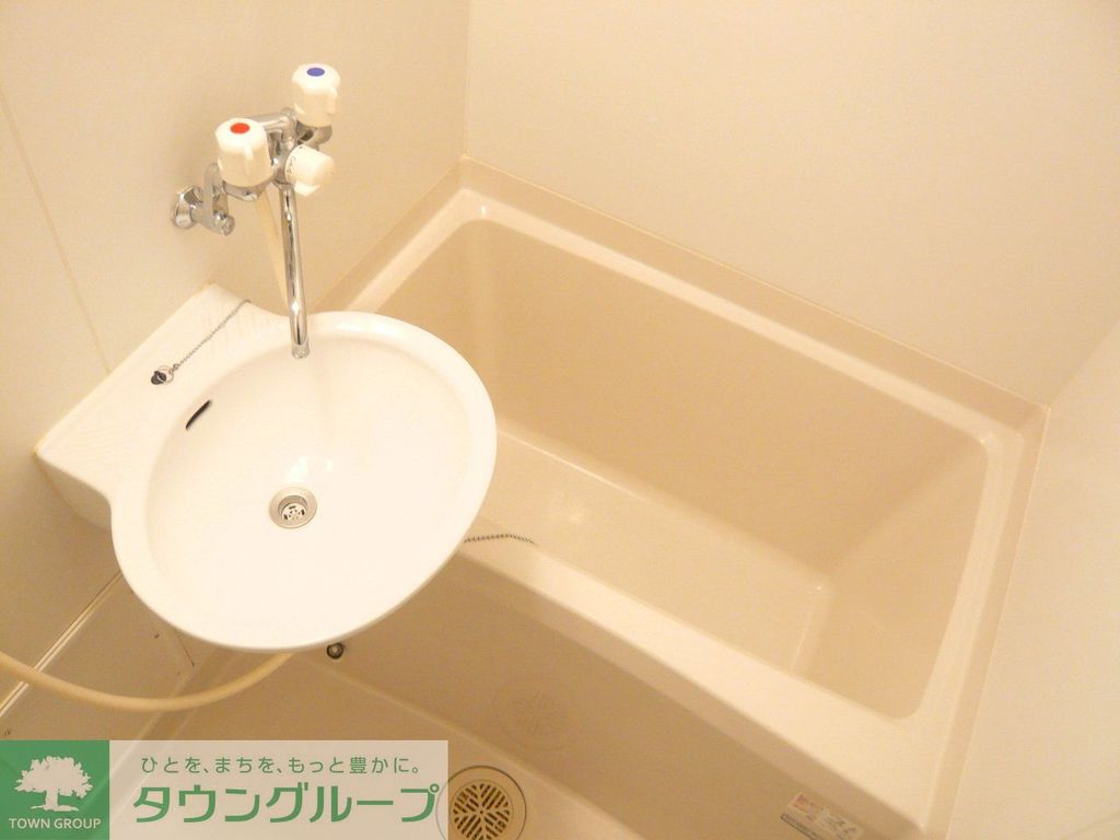 バス・シャワールーム　バスルーム・トイレの独立設計で快適な毎日