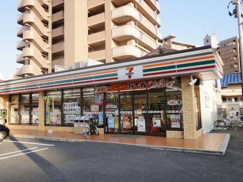 コンビニ　セブンイレブン福岡小戸4丁目店（コンビニ）まで612m