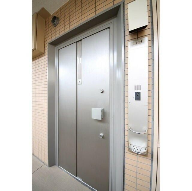 玄関　エントランス
