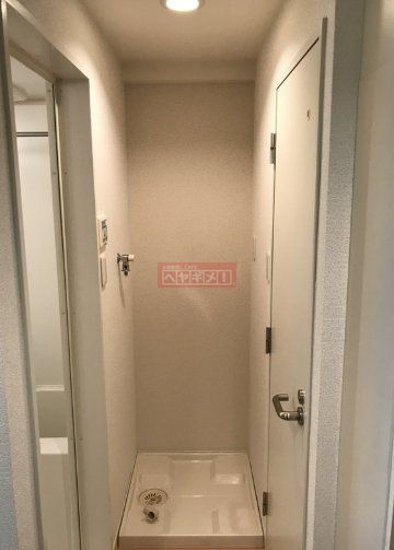 玄関　洗面