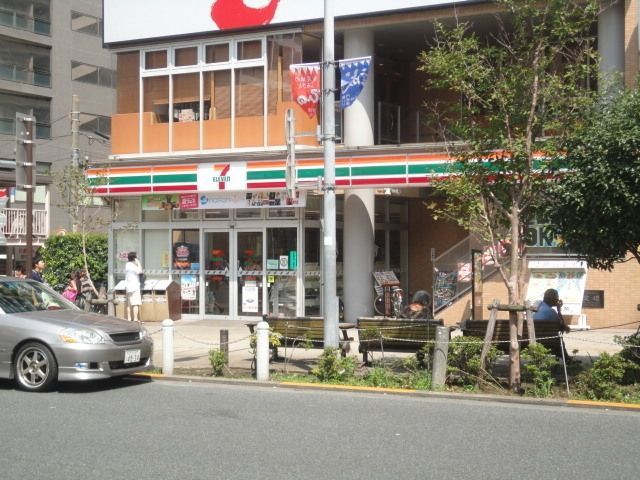 コンビニ　セブンイレブン（コンビニ）まで1100m