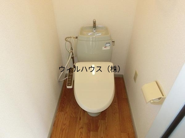 トイレ　ウォシュレット！