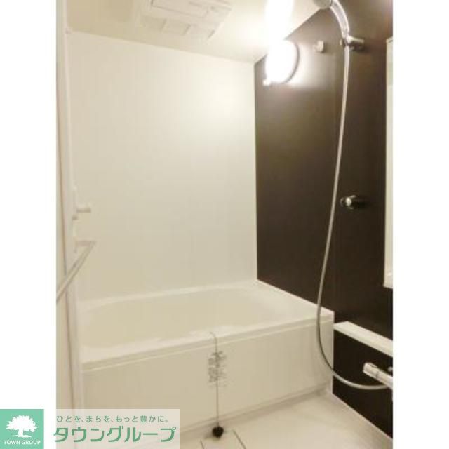 バス・シャワールーム　※写真は同タイプ住戸です。