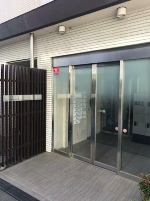 エントランス　エントランス部分
