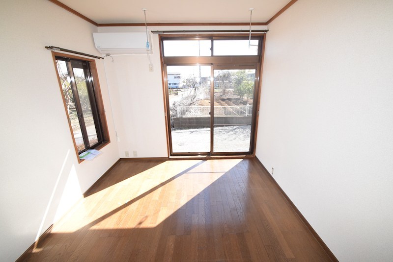 居室・リビング　別部屋参考写真