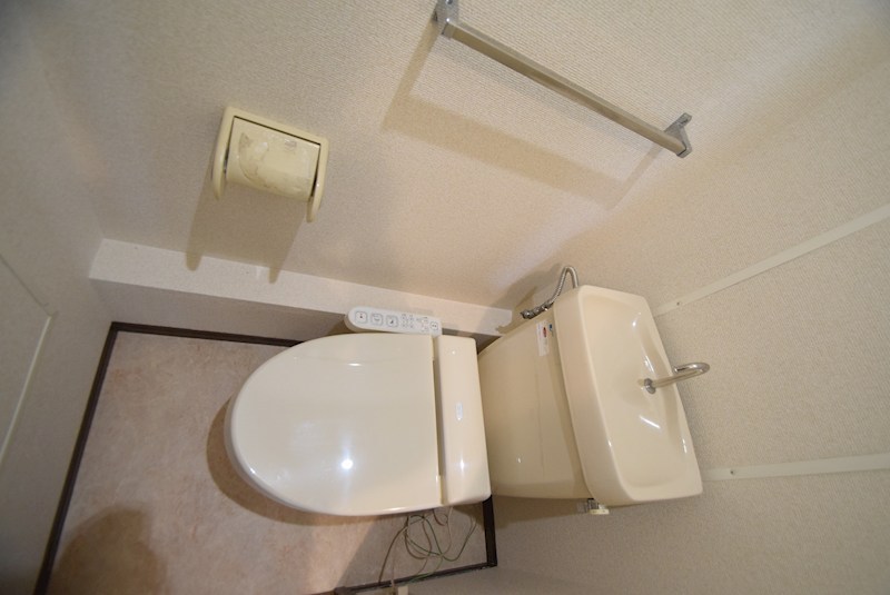 トイレ　別部屋参考写真