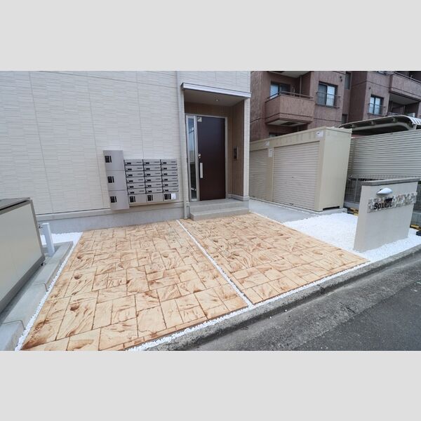 エントランス　エントランス