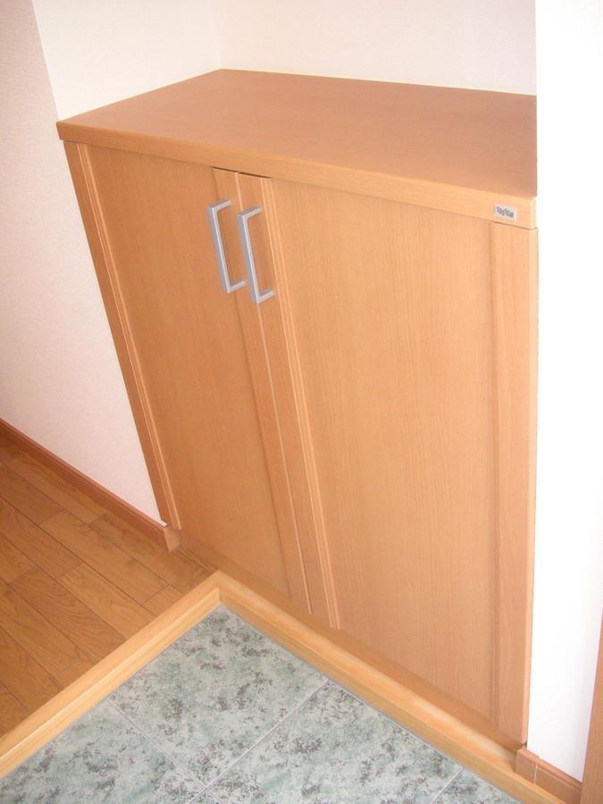 収納　シューズボックス
