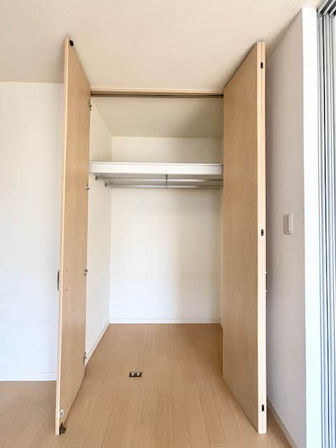 収納　洋室南収納