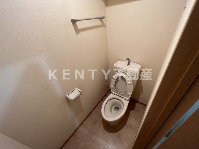 トイレ　清潔感のあるトイレです