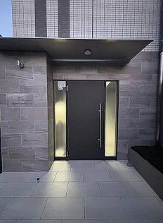 エントランス　エントランス