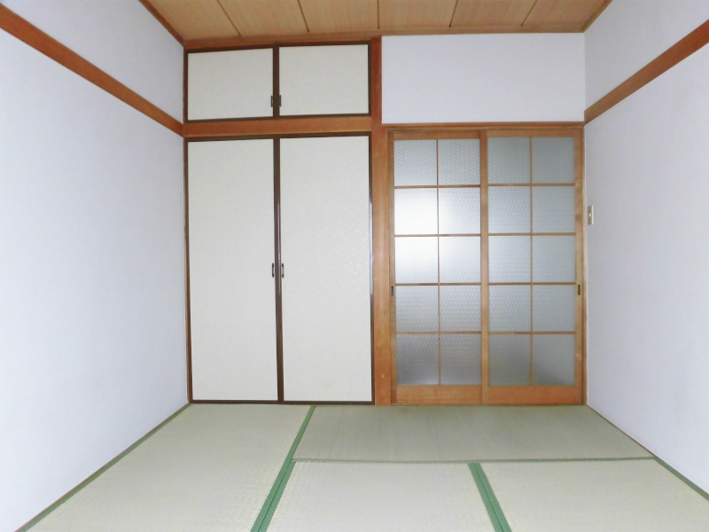 第二西本コーポの居間写真