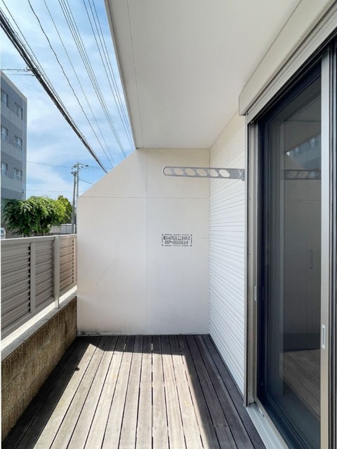 バルコニー　１Ｆ　バルコニー（別部屋写真