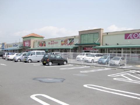 スーパー　フードマーケットマム方丈店（スーパー）まで132m