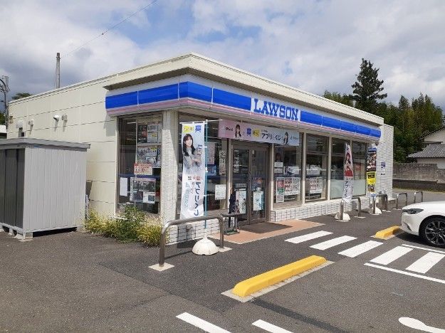 コンビニ　ローソン前橋堀越店（コンビニ）まで350m