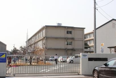 小学校　和田小学校（小学校）まで526m
