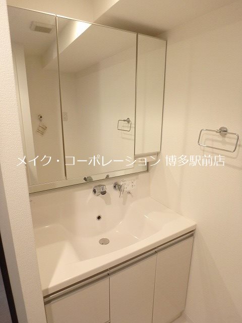 洗面設備　※写真は参考写真