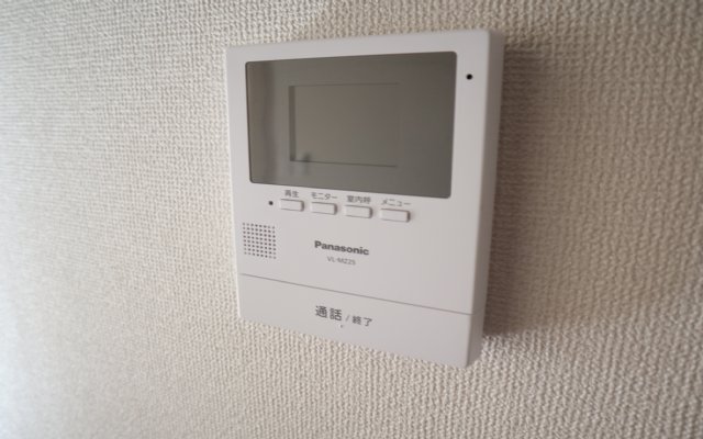 セキュリティ　モニター付きインターフォンです。
