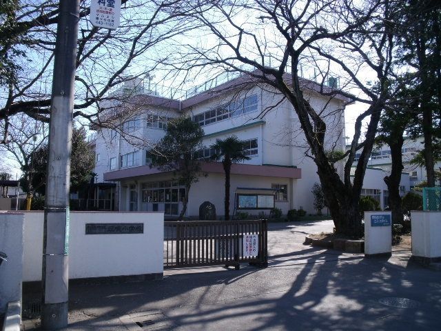 小学校　船橋市立三咲小学校（小学校）まで1189m