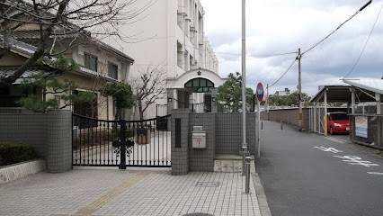 小学校　大阪市立大江小学校（小学校）まで816m