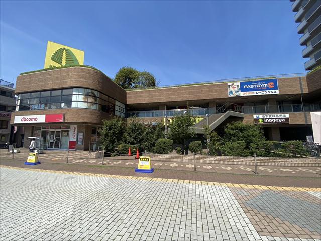 スーパー　いなげや谷塚駅前店（スーパー）まで619m