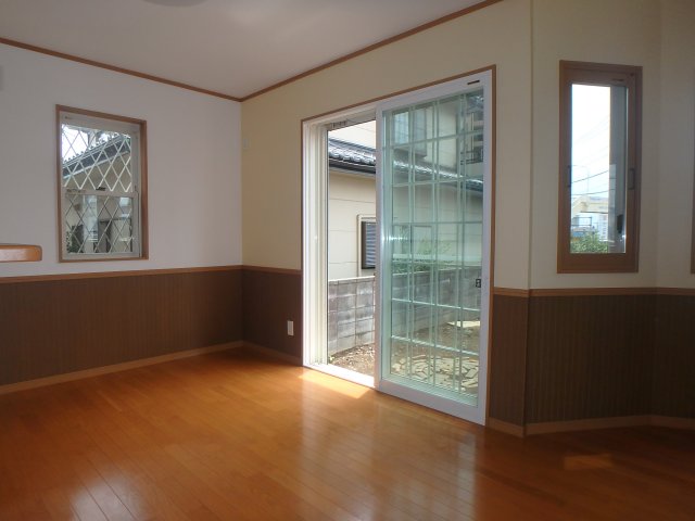 久喜北住宅の居間写真