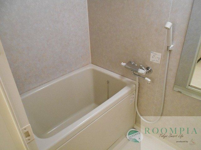 バス・シャワールーム　バス