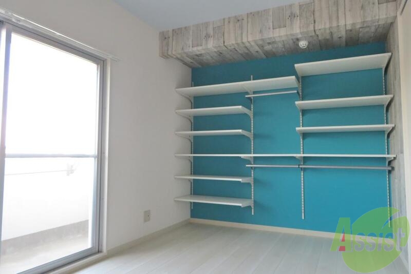 その他部屋・スペース　明るいお部屋で気持ちいいですね。
