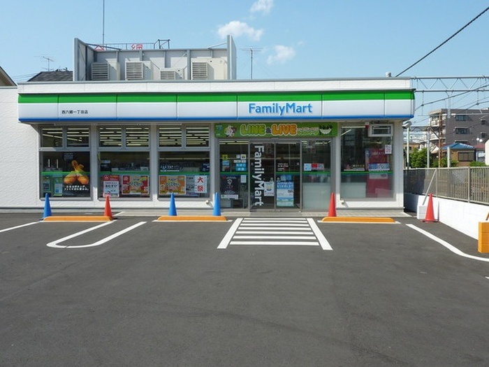 コンビニ　六郷土手ファミリーマート（コンビニ）まで850m
