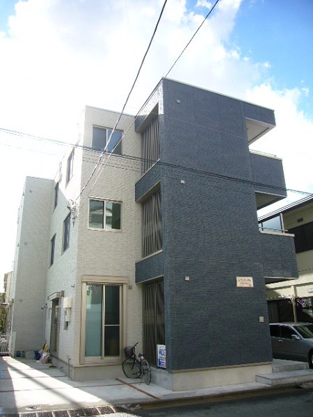 建物外観　とっても駅から近いのに閑静な住宅街♪