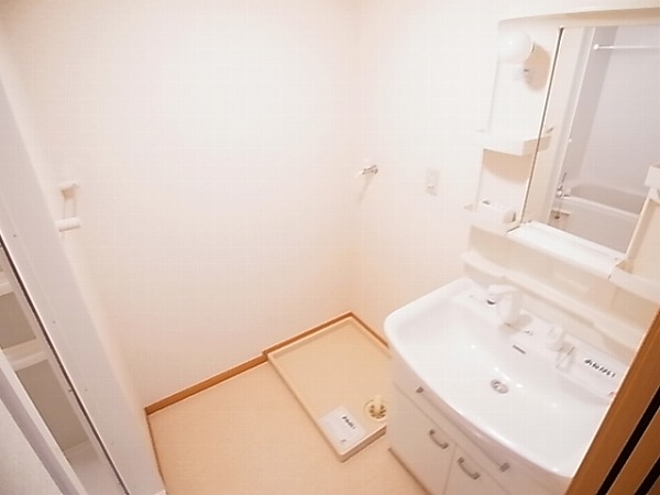 洗面設備　同一物件参考写真