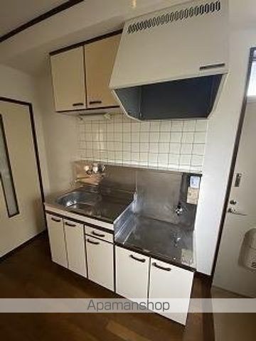 ビバリーハイツのキッチン写真