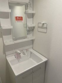 洗面設備　別部屋参照写真
