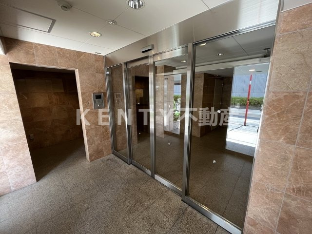 ロビー　建物の内部です
