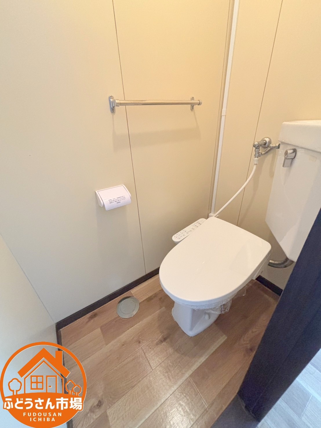 トイレ　ウォシュレット完備！
