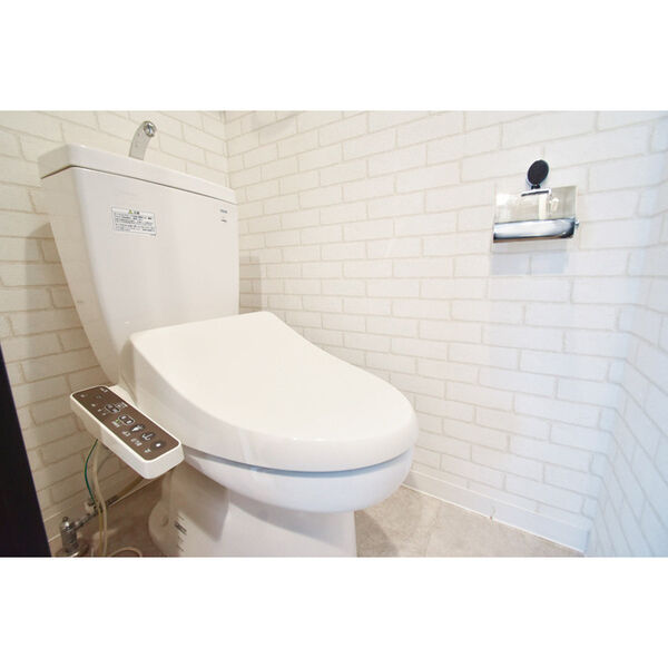 トイレ　清潔感のあるトイレです