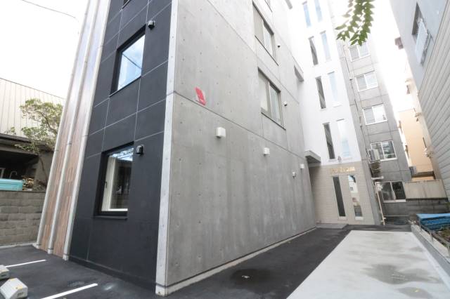 建物外観　デザイナーズマンション♪