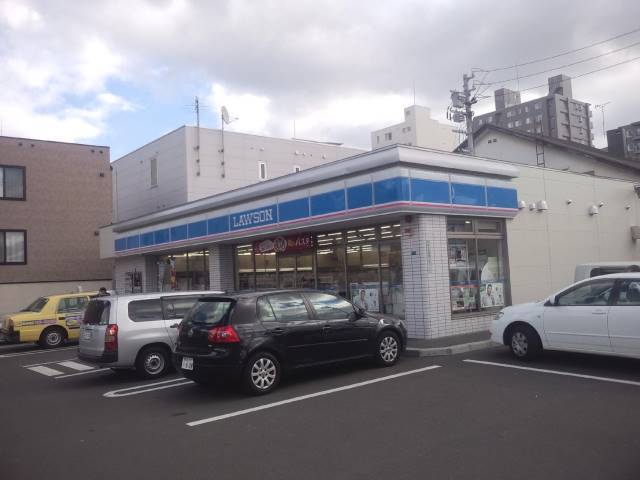 コンビニ　ローソン札幌北6条西二十丁目店（コンビニ）まで140m
