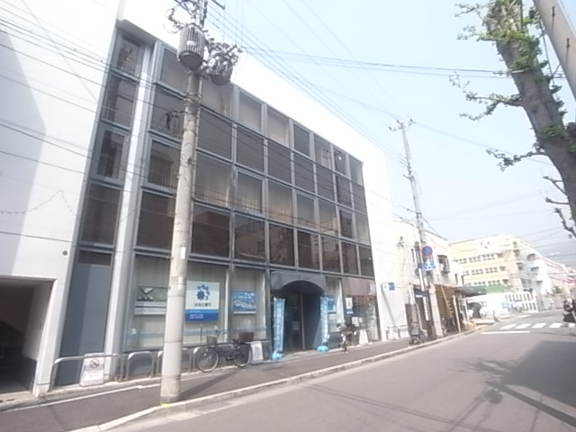銀行　みなと銀行 青木支店（銀行）まで311m