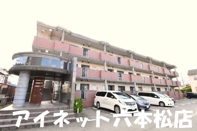 建物外観　設備の整った2LDK物件です。
